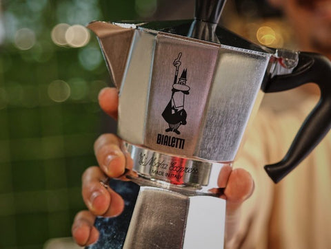 CÓMO PREPARAR UNA CAFETERA ITALIANA