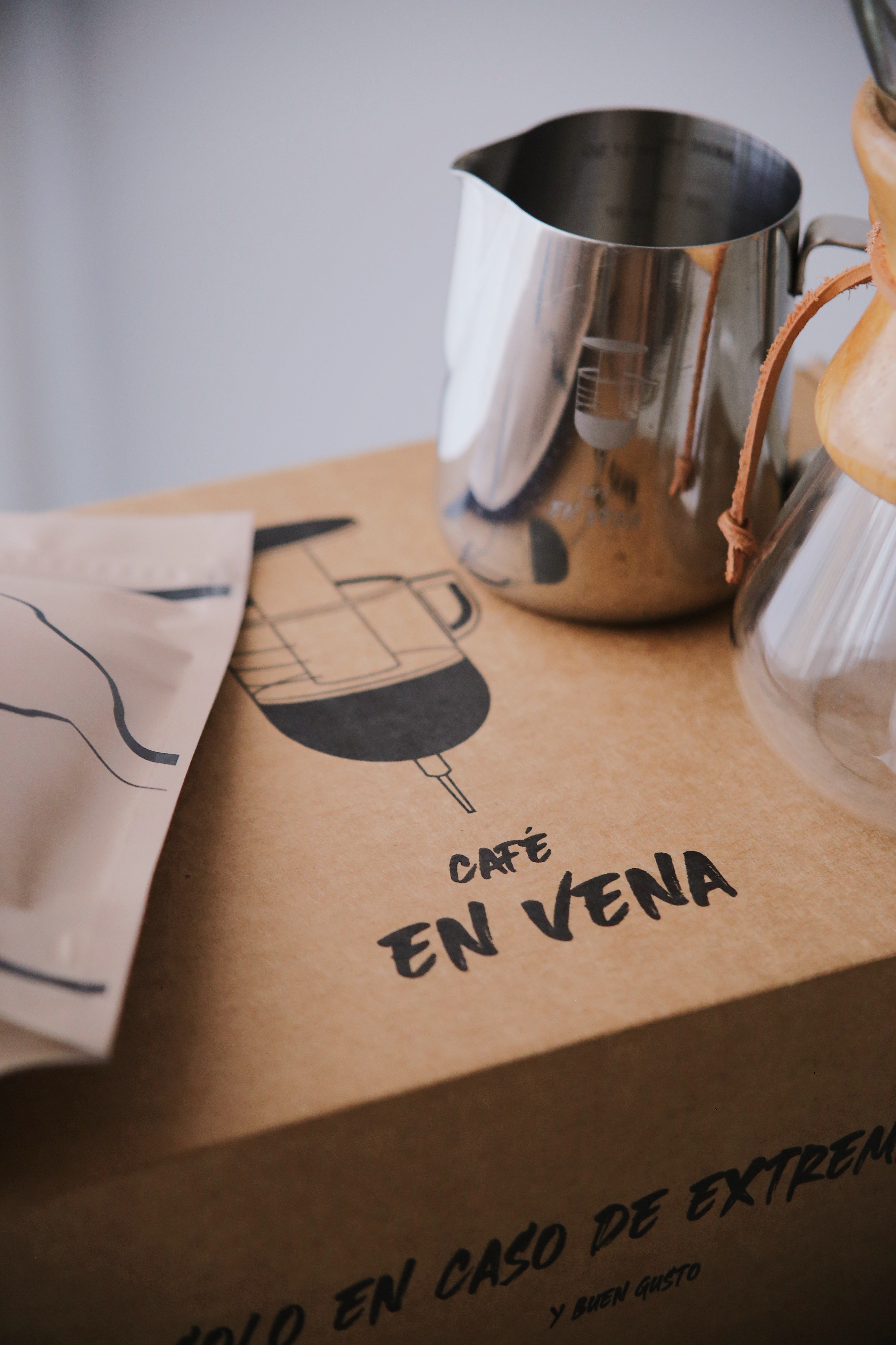 Cafetera Manual con Filtro  Oferta con filtros de papel y Envío 24-48h  Gratis – Café en Vena